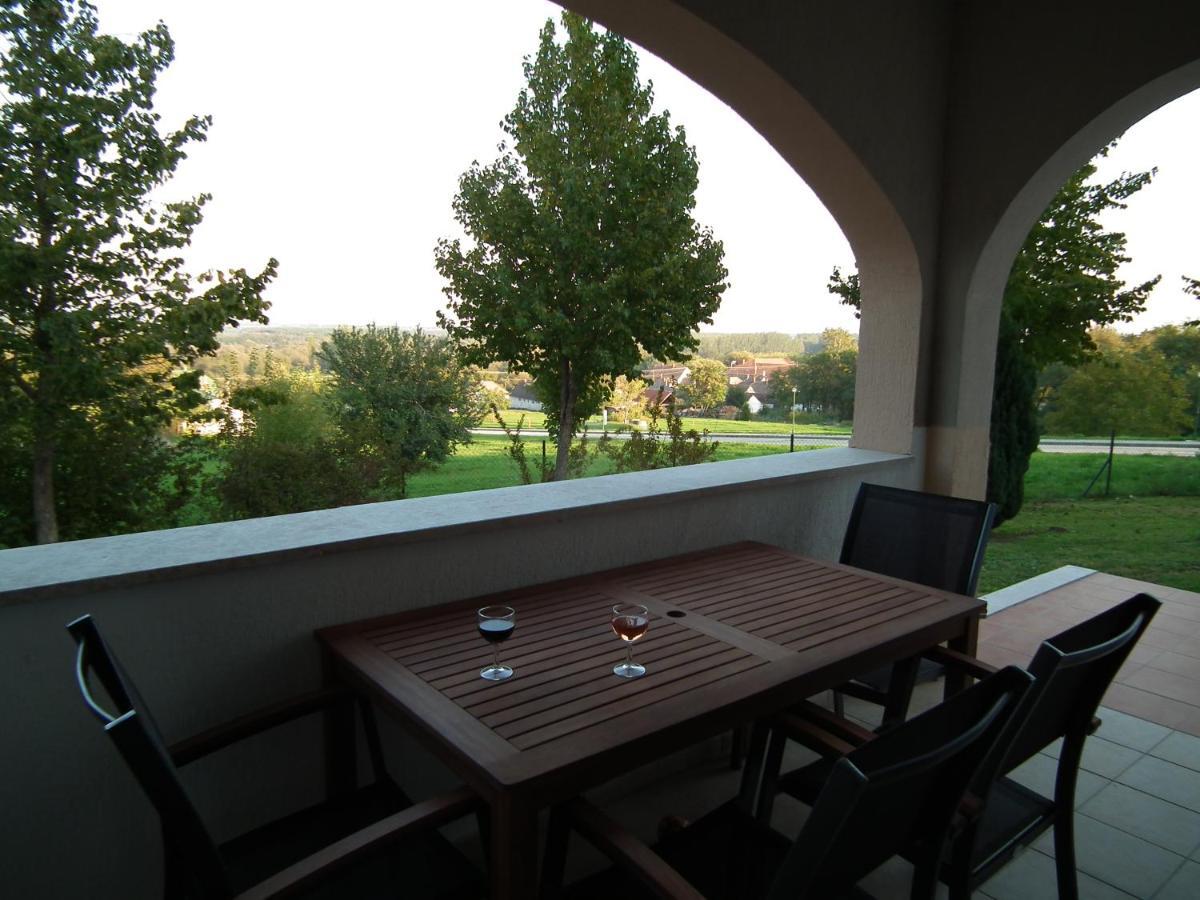 Modor Apartman Alsopahok Quarto foto